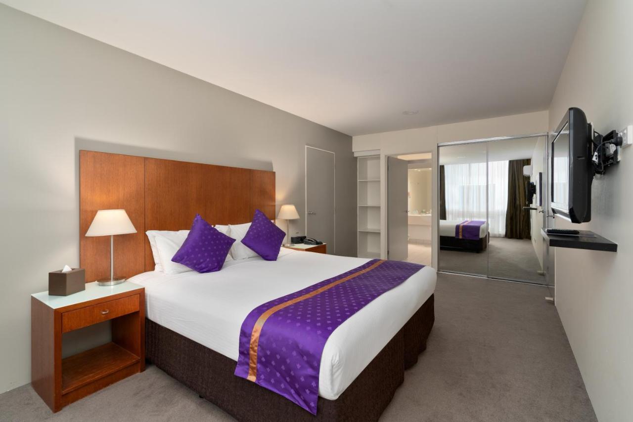 Park Regis Griffin Suites Melbourne Exteriör bild